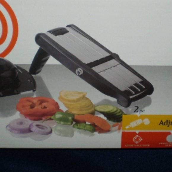 MASTER CHEF~ADJUSTABLE MANDOLINE SLICER & COMPACT CHOPPER~BOTH NEW IN BOX - Picture 6 of 9